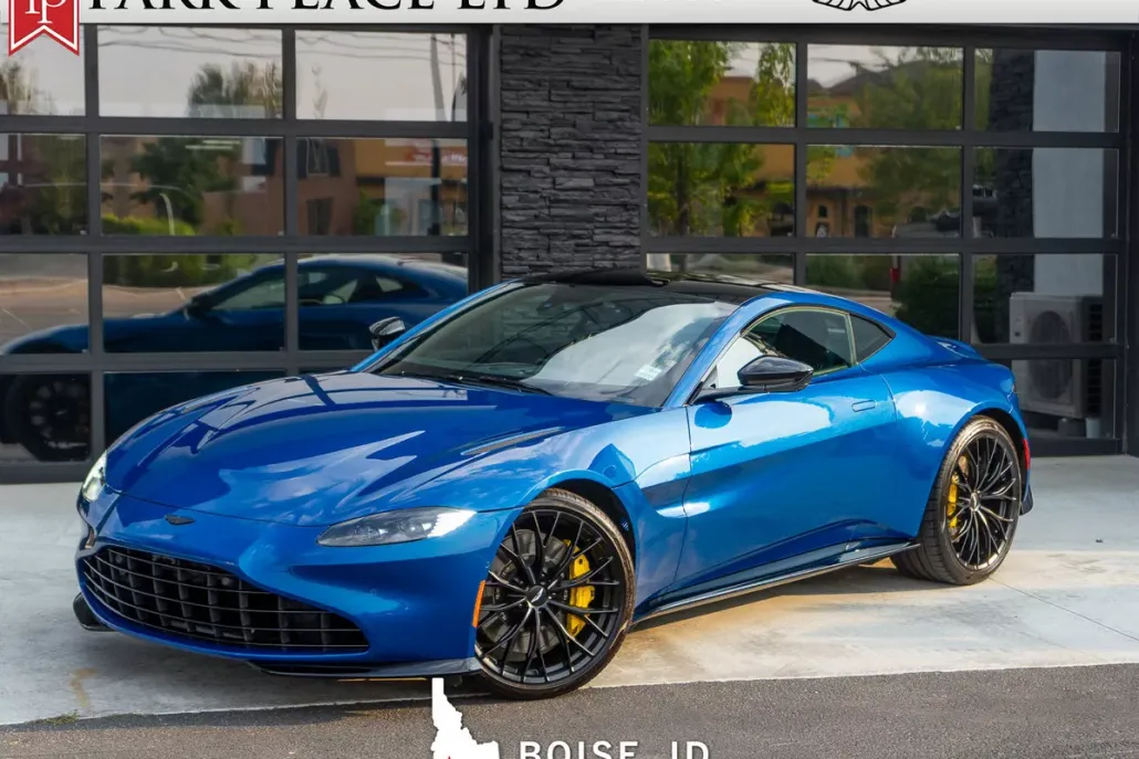 2022 Aston Martin Vantage photo 1