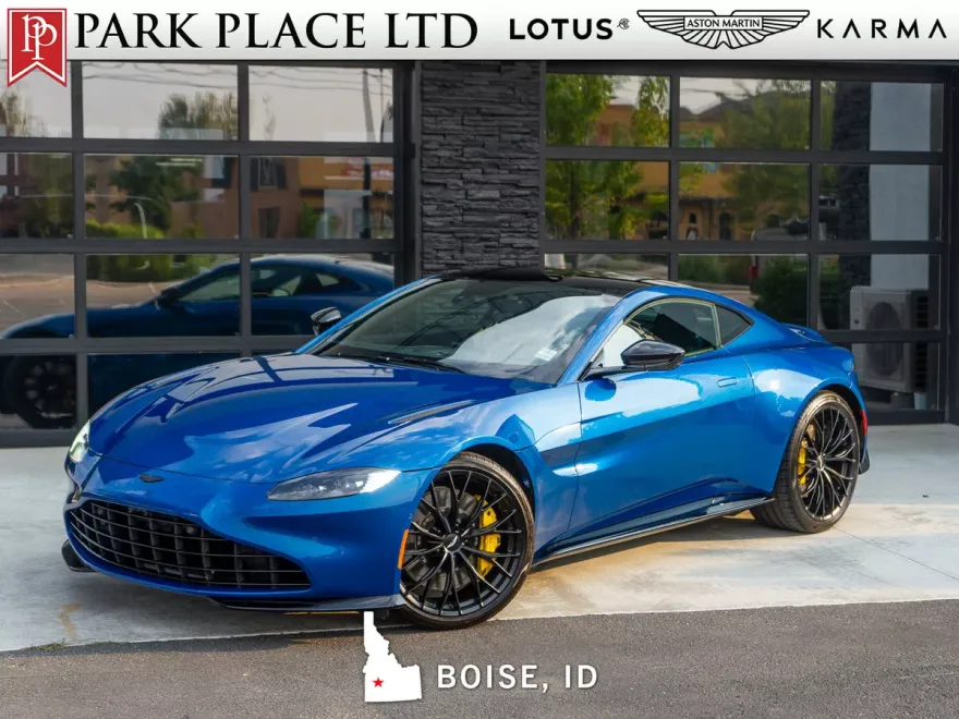 2022 Aston Martin Vantage photo 1