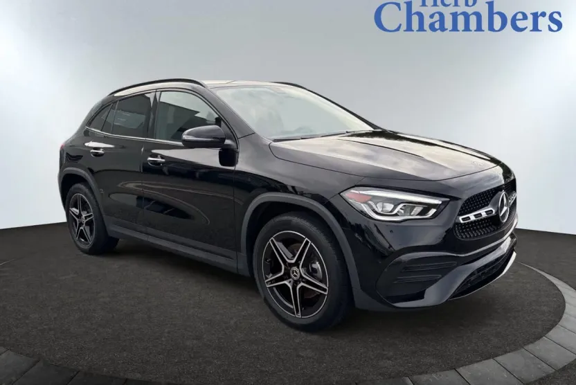 2023 Mercedes Benz GLA 250 4MATIC photo 1