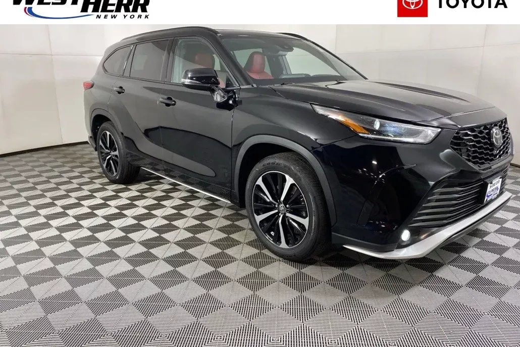 2021 Toyota Highlander XSE photo 1