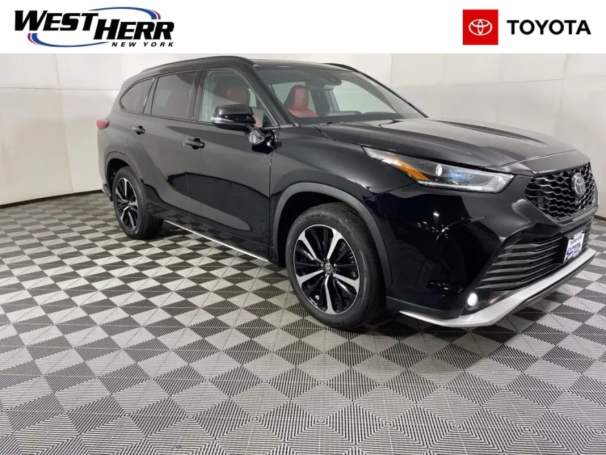 2021 Toyota Highlander XSE photo 1