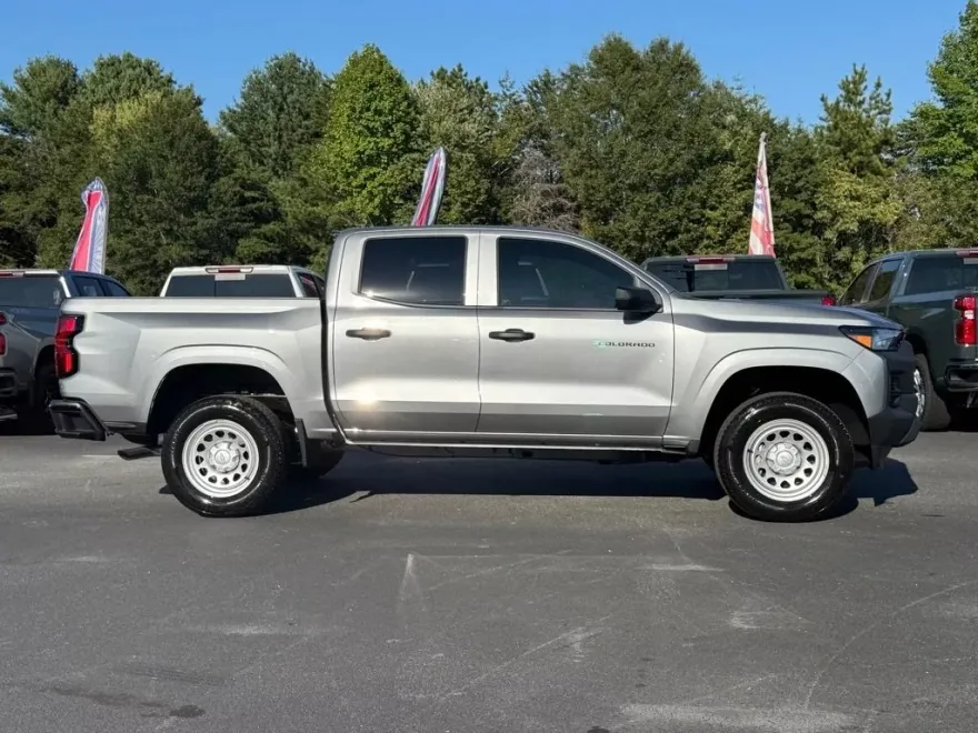 2026 Chevrolet Colorado Work Truck photo 1