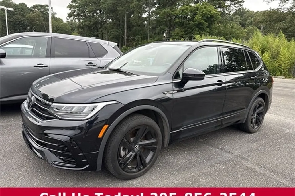 2023 Volkswagen Tiguan SE R-Line Black photo 1