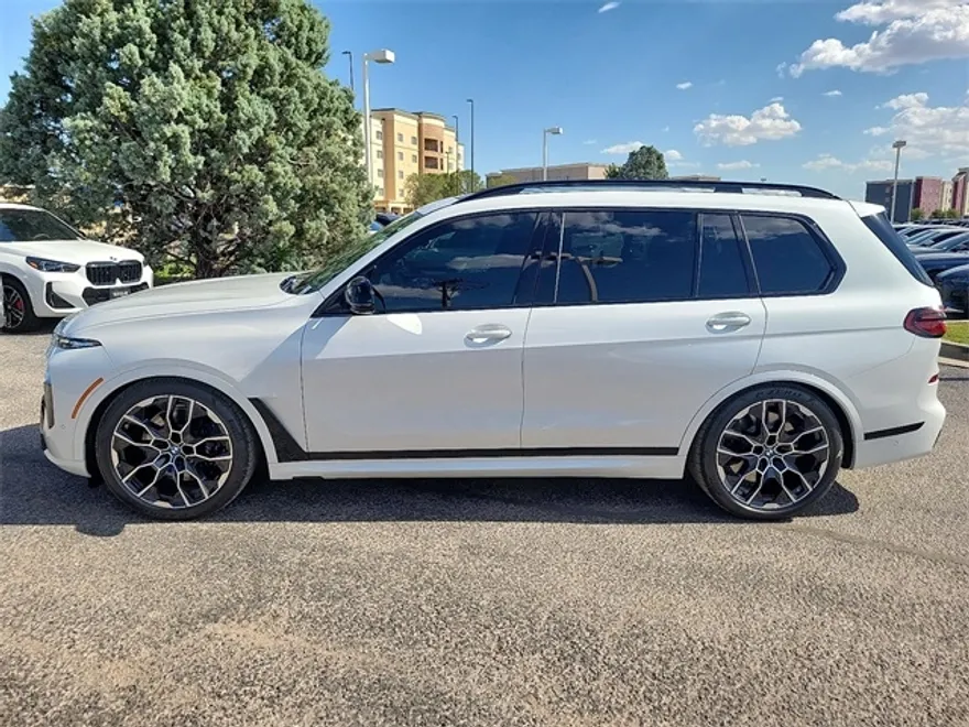 2026 Bmw X7 M60i photo 1