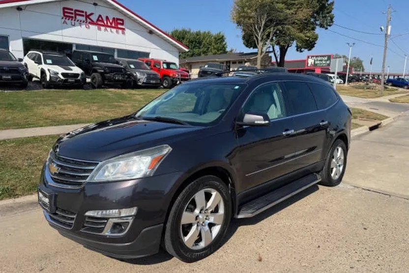 2015 Chevrolet Traverse LTZ photo 1