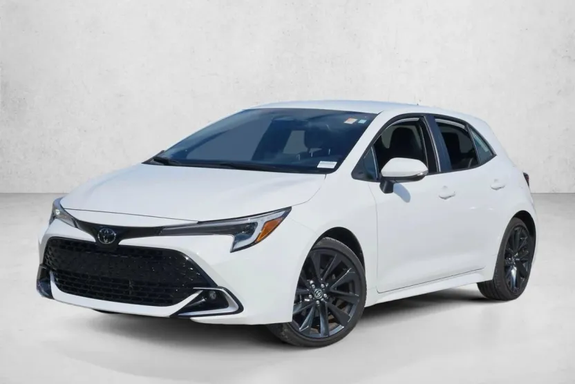 2025 Toyota Corolla XSE photo 1