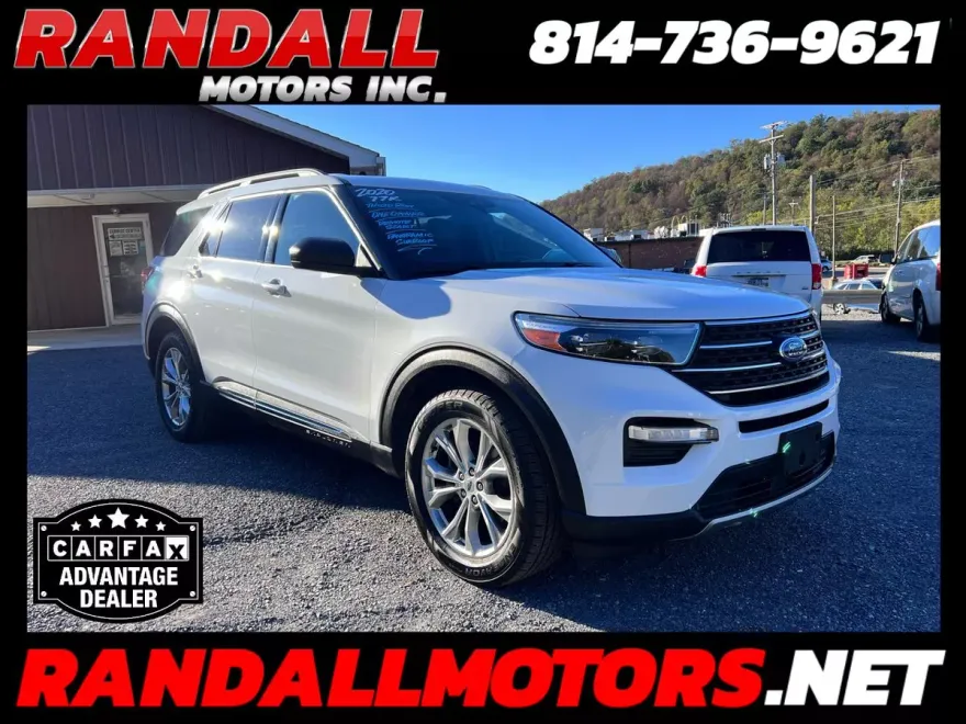 2020 Ford Explorer XLT photo 1