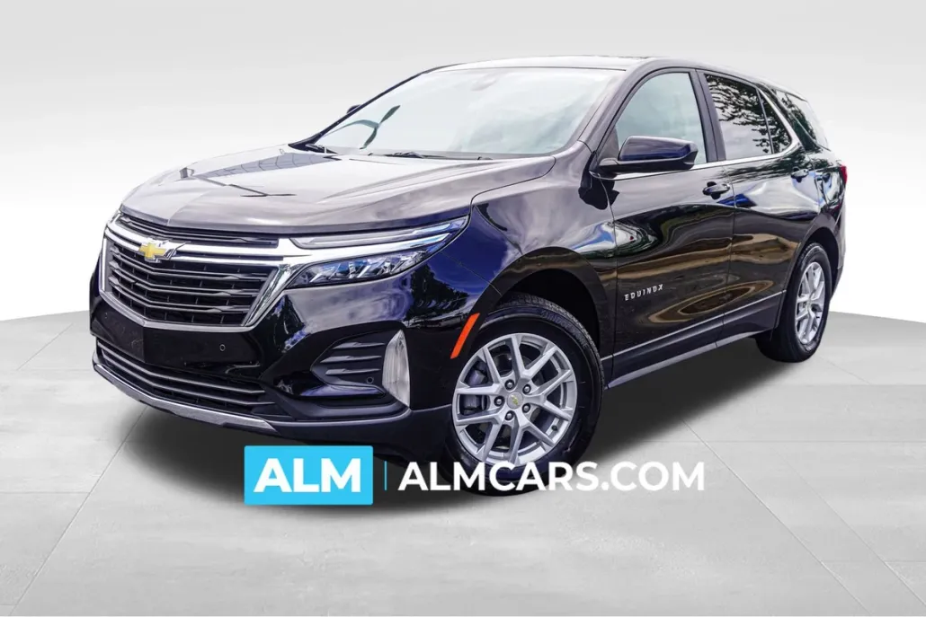 2024 Chevrolet Equinox LT photo 1