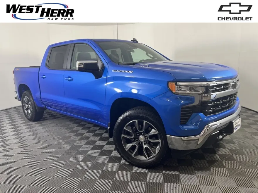 2025 Chevrolet Silverado 1500 LT photo 1
