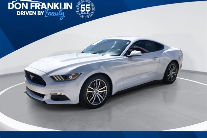 2016 Ford Mustang EcoBoost photo 1