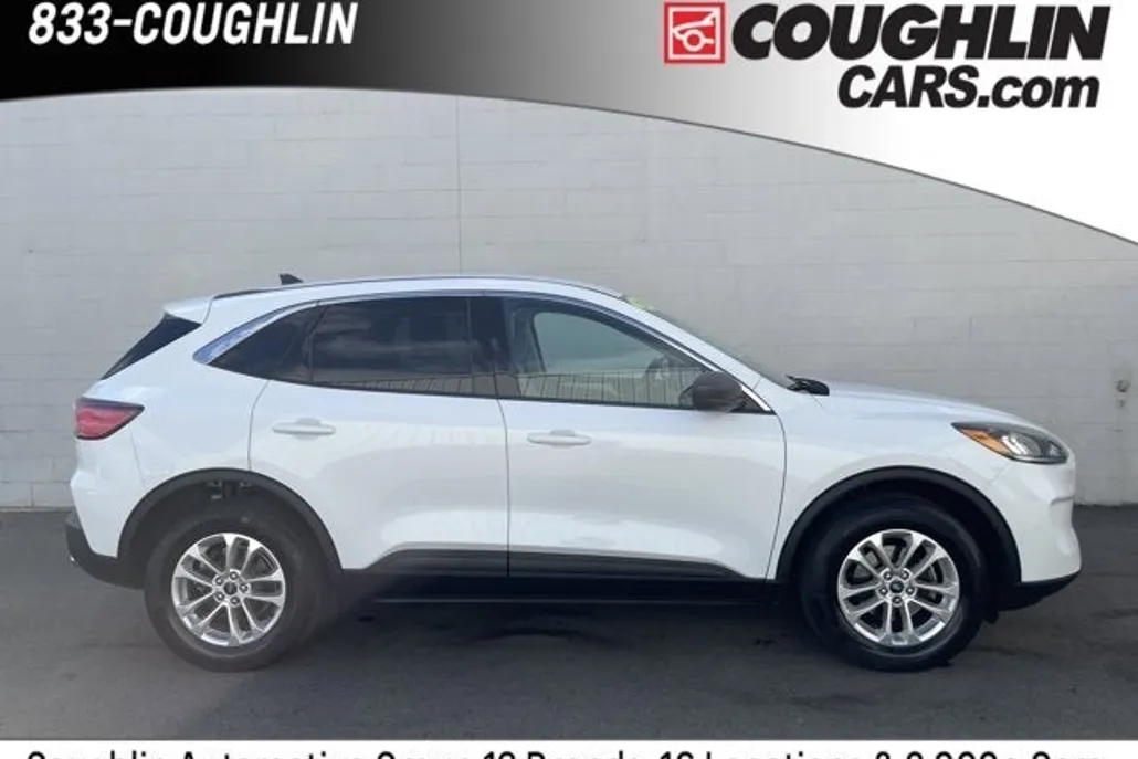 2022 Ford Escape SE photo 1
