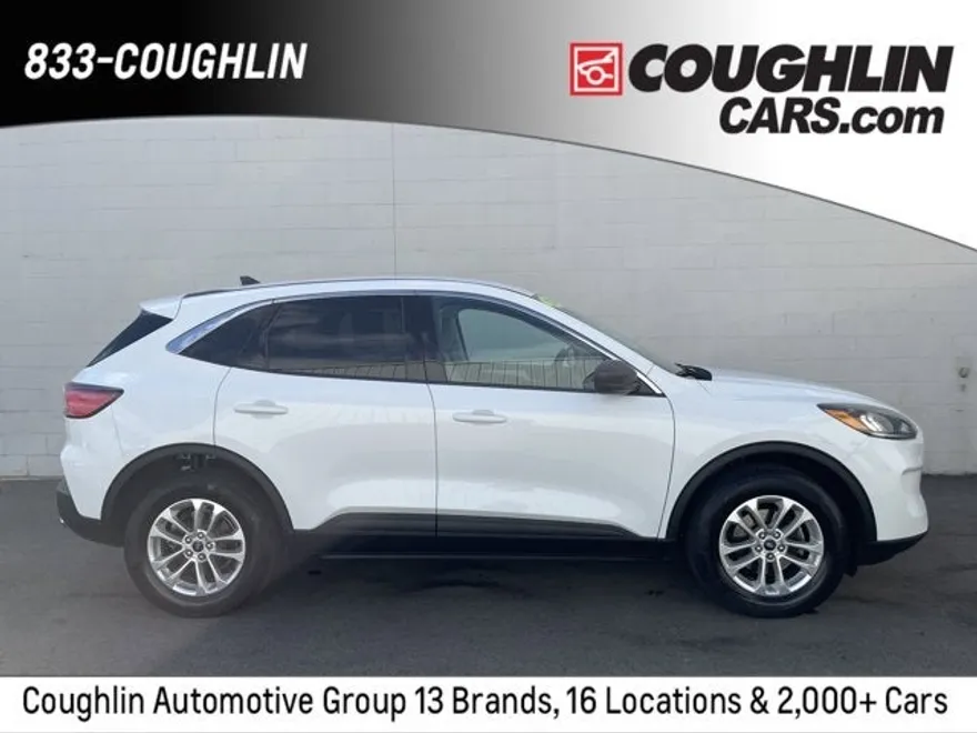2022 Ford Escape SE photo 1