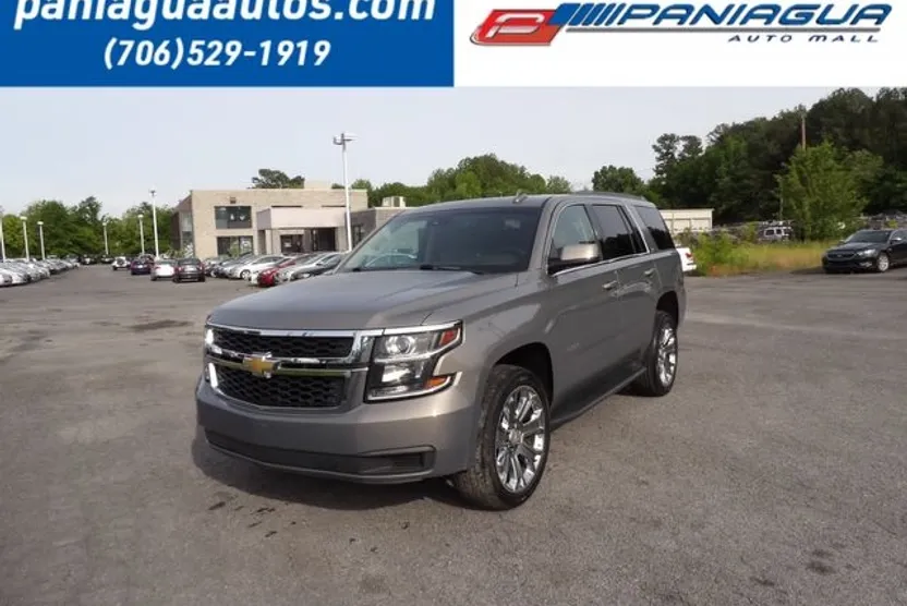 2017 Chevrolet Tahoe LT photo 1