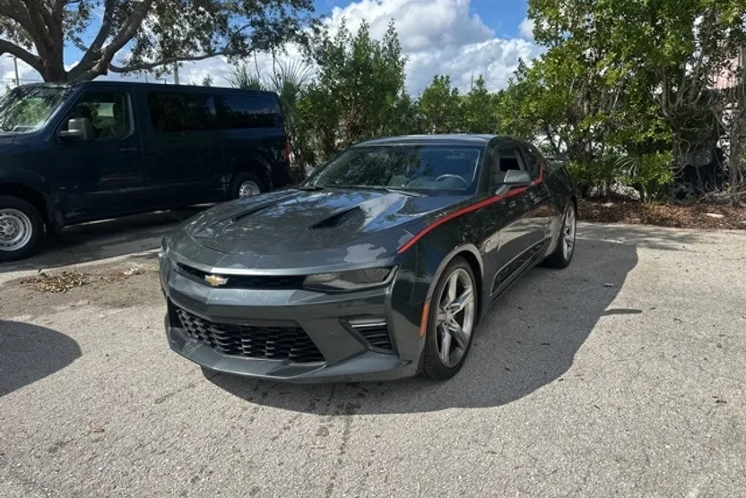 2017 Chevrolet Camaro SS photo 1