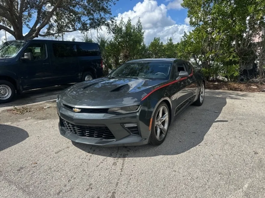 2017 Chevrolet Camaro SS photo 1