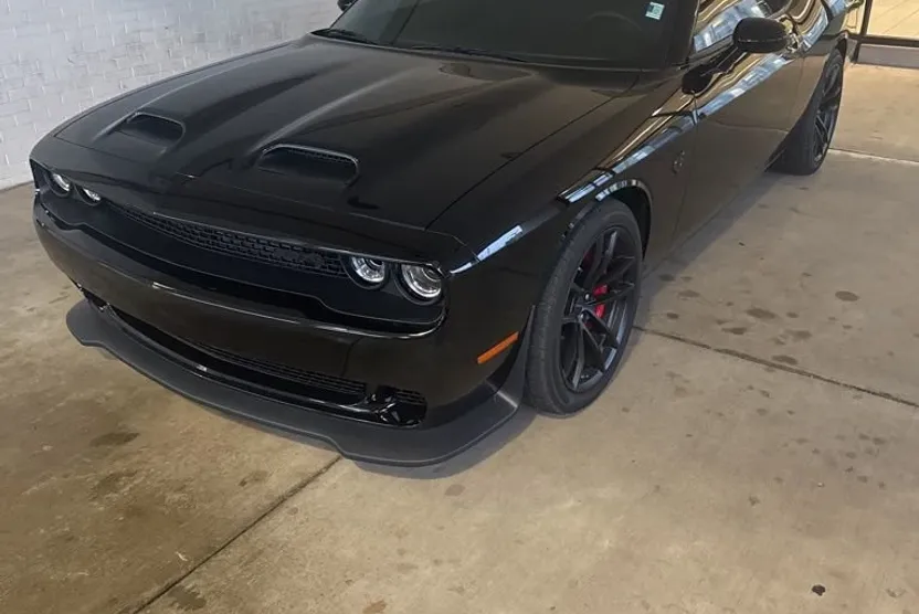 2023 Dodge Challenger SRT8 Hellcat photo 1