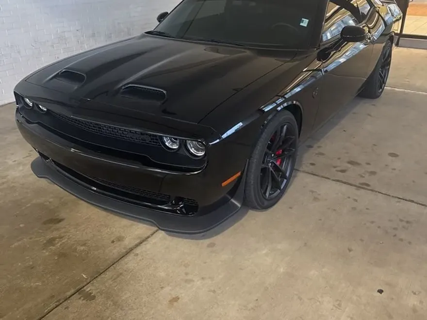 2023 Dodge Challenger SRT8 Hellcat photo 1