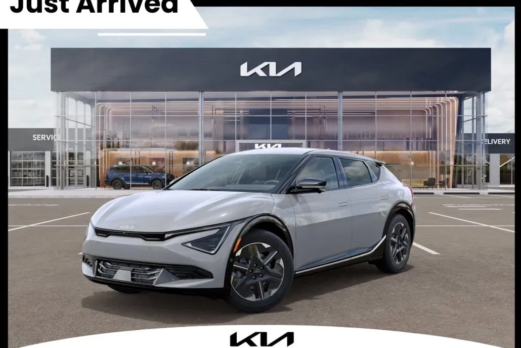 2025 Kia EV6 Light photo 1