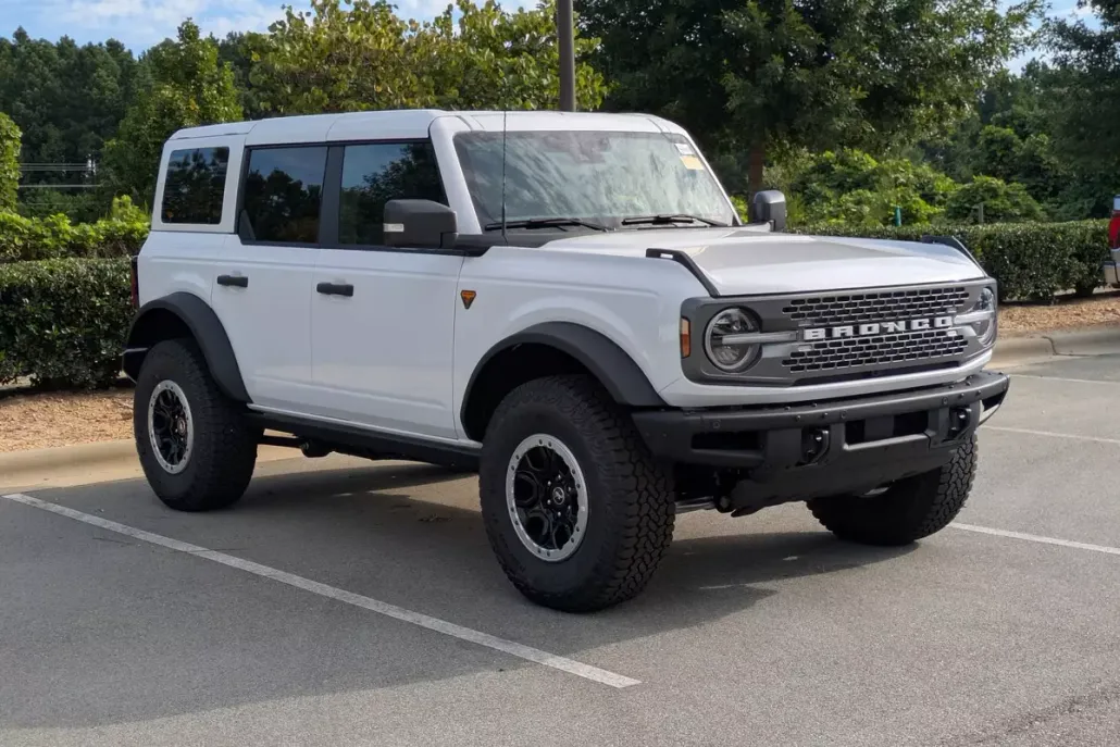 2025 Ford Bronco Badlands photo 1