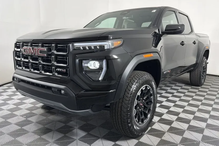 2026 Gmc Canyon AT4 photo 1