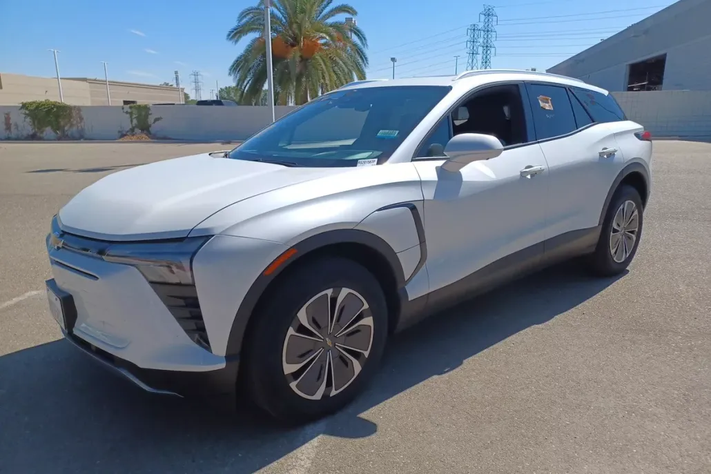 2024 Chevrolet Blazer EV photo 1