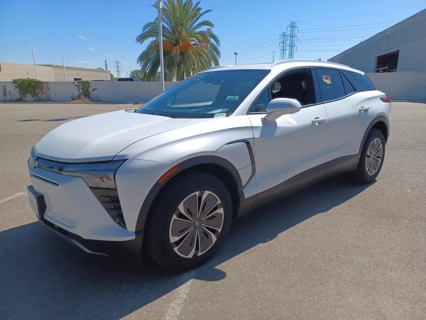 2024 Chevrolet Blazer EV photo 1