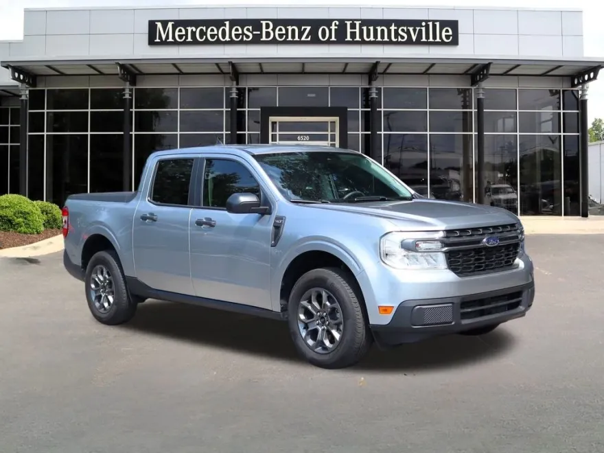 2024 Ford Maverick XLT photo 1
