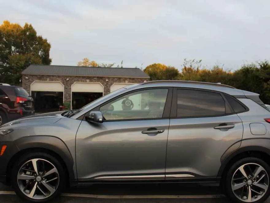 2021 Hyundai Kona Limited photo 1