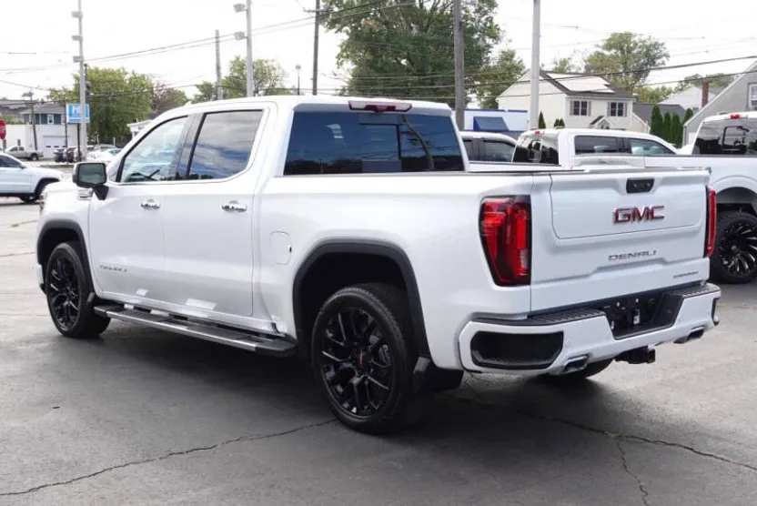 2023 Gmc Sierra 1500 Denali photo 1