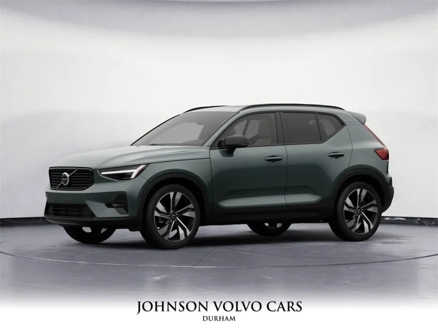 2026 Volvo XC40 photo 1