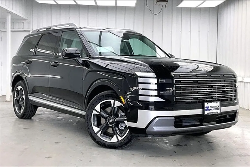 2026 Hyundai Palisade Limited photo 1