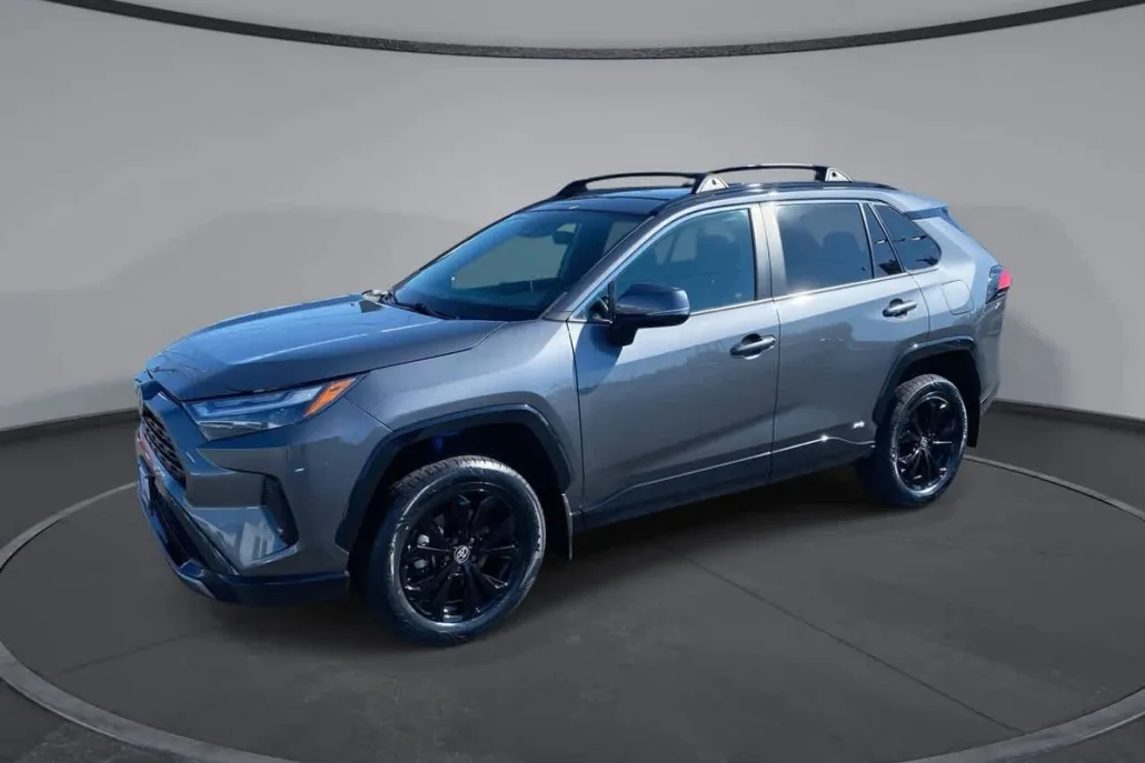 2022 Toyota RAV4 Hybrid SE photo 1