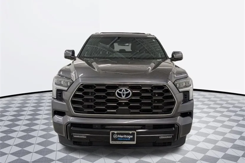 2023 Toyota Sequoia Limited photo 1