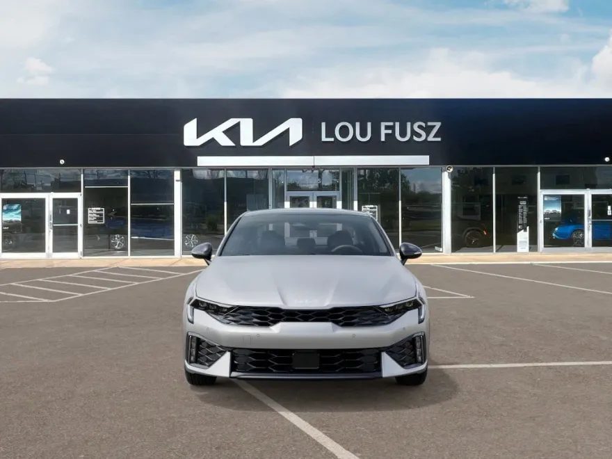 2026 Kia K5 GT-Line photo 1