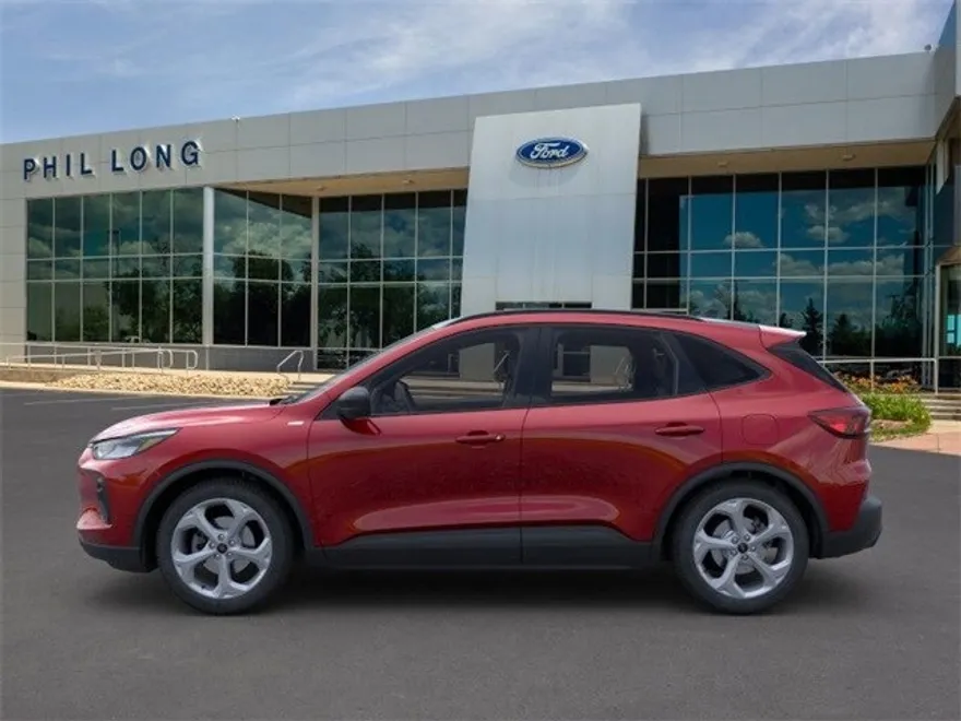 2025 Ford Escape ST-Line photo 3