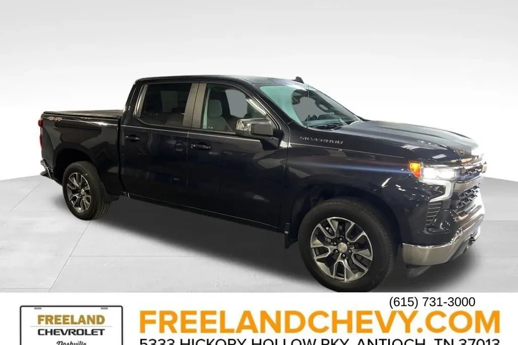 2023 Chevrolet Silverado 1500 LT photo 1