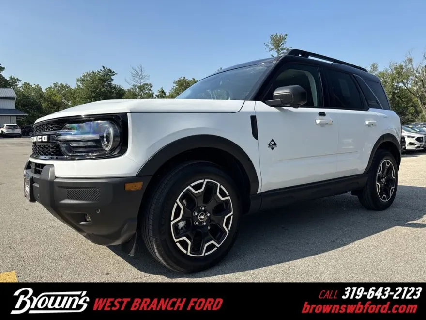 2025 Ford Bronco Sport Outer Banks photo 1