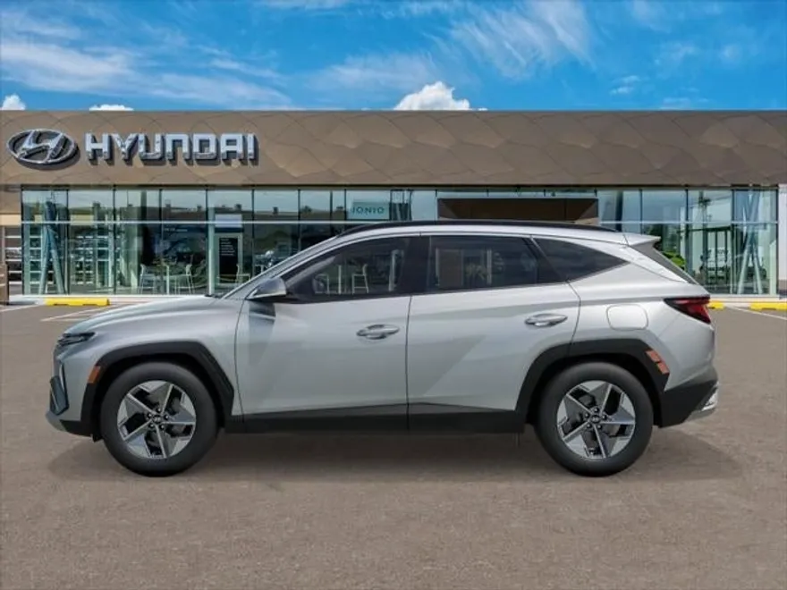 2026 Hyundai Tucson SEL photo 1