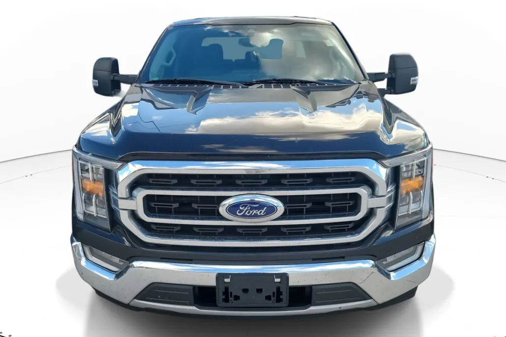 2021 Ford F-150 XLT photo 1