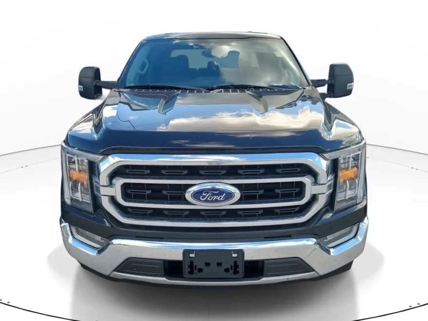 2021 Ford F-150 XLT photo 1