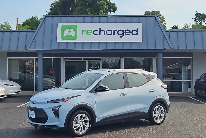 2023 Chevrolet Bolt EUV photo 1