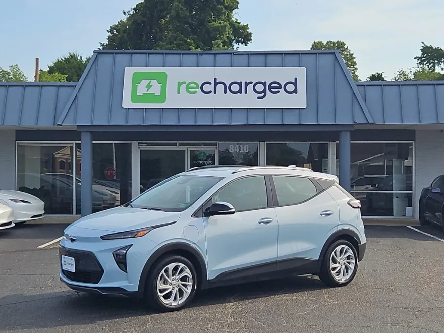 2023 Chevrolet Bolt EUV photo 1