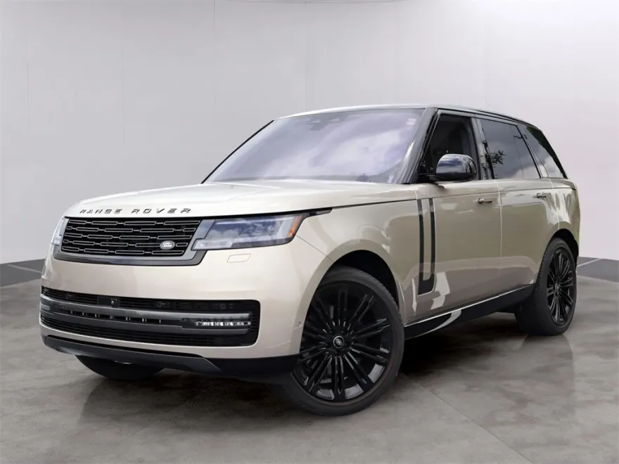2023 Land Rover Range Rover SE photo 1