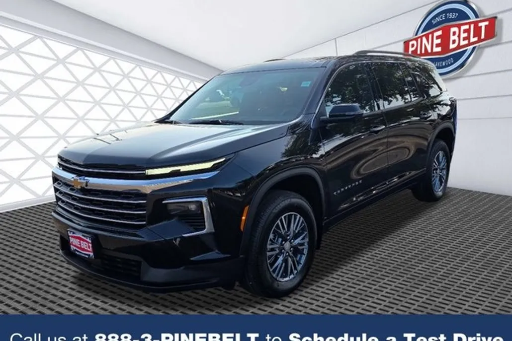 2026 Chevrolet Traverse photo 1