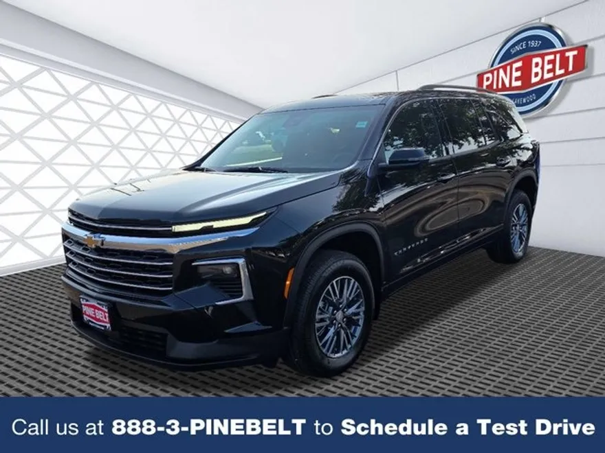 2026 Chevrolet Traverse photo 1