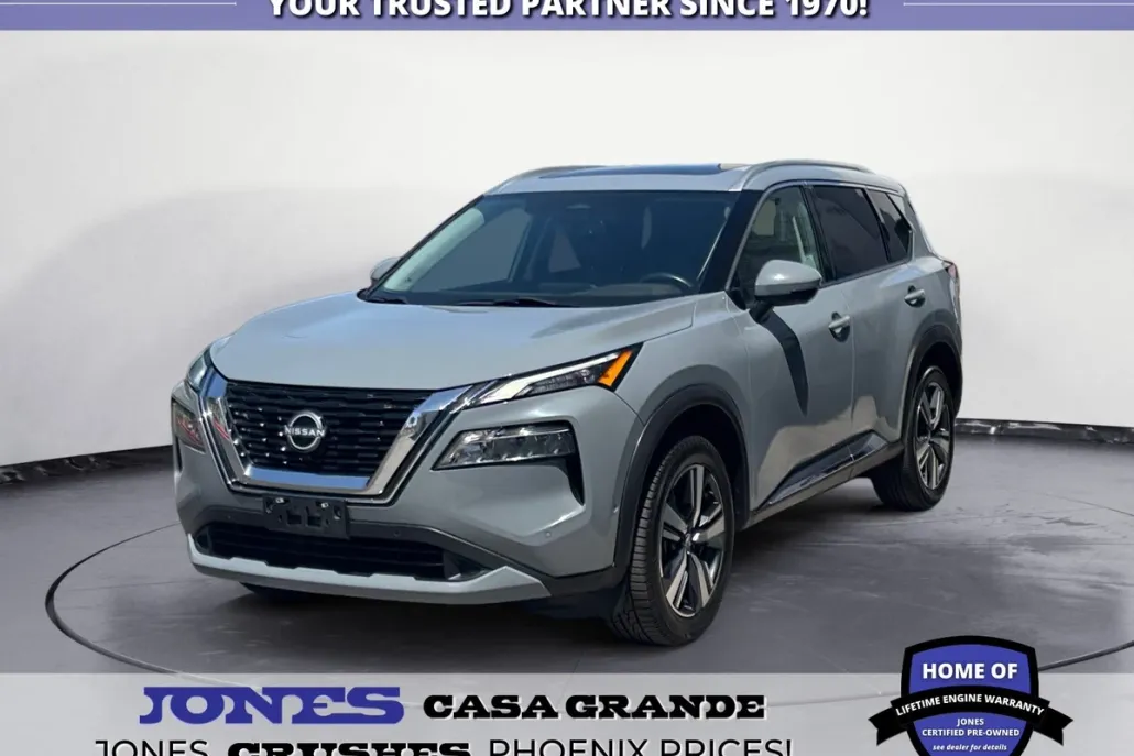 2023 Nissan Rogue SL photo 1
