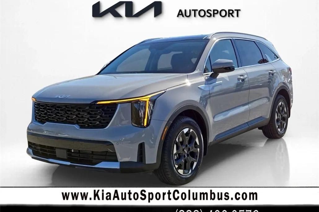 2025 Kia Sorento S photo 1
