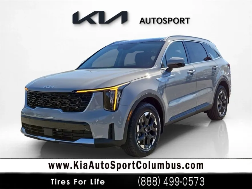 2025 Kia Sorento S photo 1