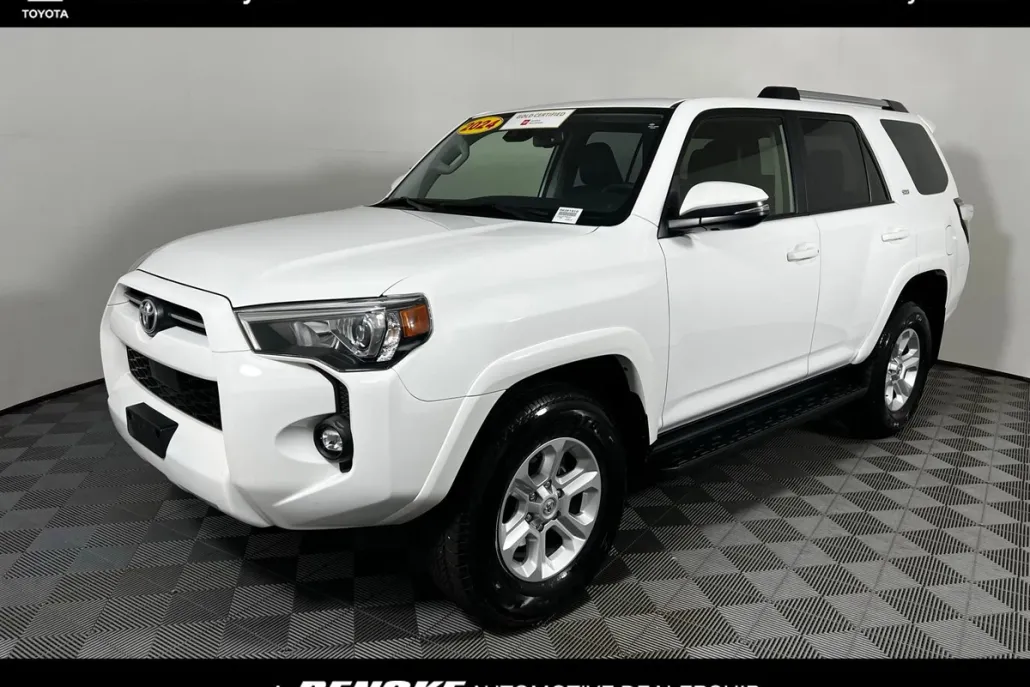 2024 Toyota 4Runner SR5 Premium photo 1