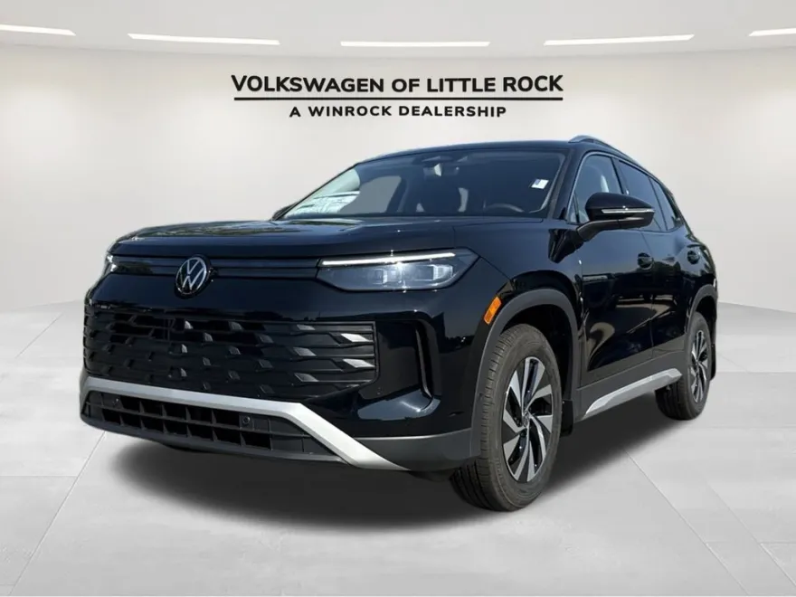 2025 Volkswagen Tiguan S photo 1